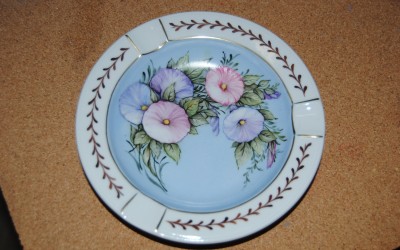 Posacenere con fiori