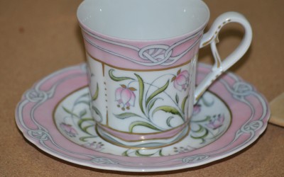 Tazza da té in stile liberty